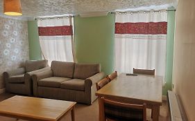 Spacious Entire Flat,1D